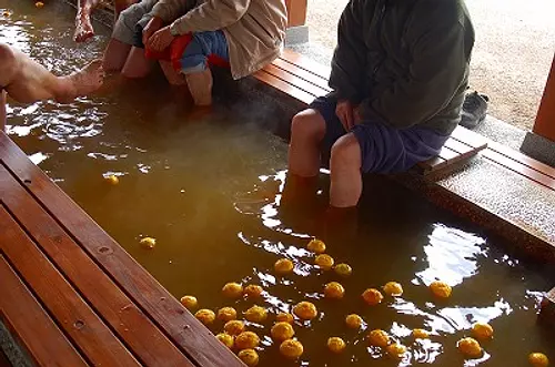 小萬の湯（足湯）