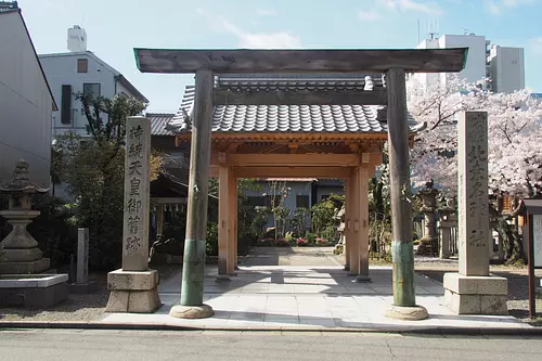 北桑名总社 (北桑名神社)