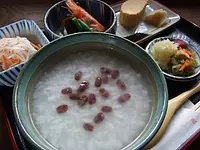 Sushihisa “Gachas de la mañana de Año Nuevo”