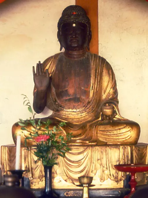 Statue assise de Bouddha de médecine en bois