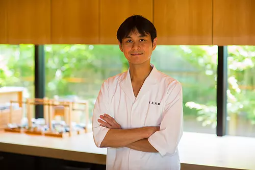 Masahiro Kasahara, el maestro del restaurante japonés “Pros and Cons”, visita VISON.