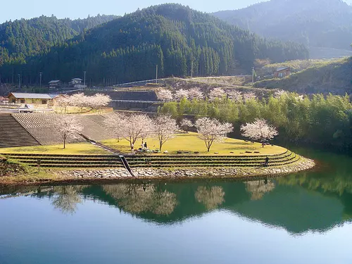 Rivière Nabari (parc Nagase)