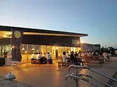 夏の宵マルシェ　海辺のビア・テラス