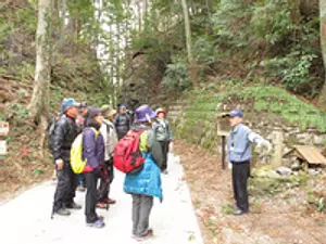 Route historique du col de Chinbu à pied