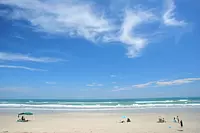 ชายหาดอาโกโนะมัตสึบาระ（AgonoMatsubaraBeach）