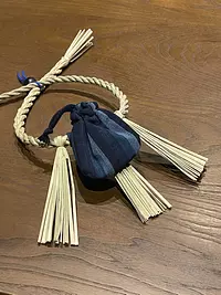 しめ縄首輪