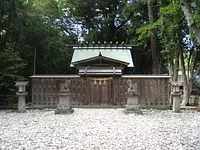 産田神社境内