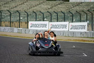 鈴鹿サーキット　国際レーシングコースをEVマシン（電動カート）で走る「Circuit Challenger（サーキットチャレンジャー）」に挑戦！