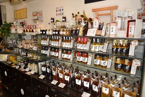 Honey shop Matsujiro&#39;s store