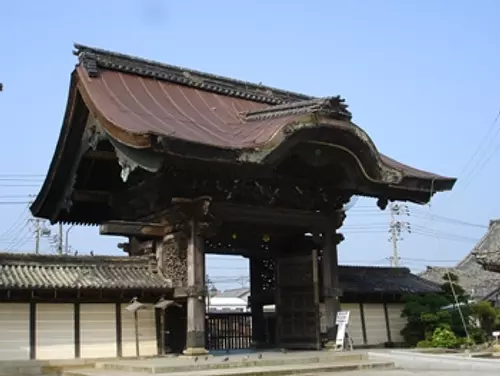 SENJUJIHeadTempleoftheShinshuTakadaSchool Karamon