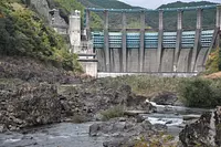 Nanairo Dam (Nanairo Gorge)