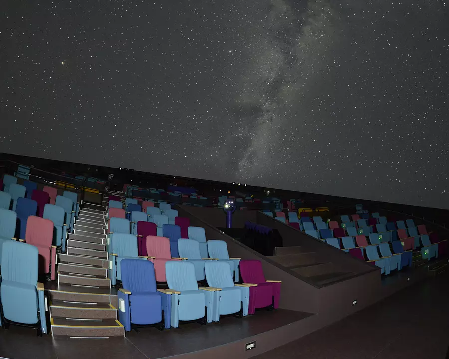 dome theater planetarium