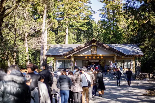 頭之宮四方神社初詣
