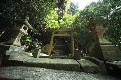 浦神社