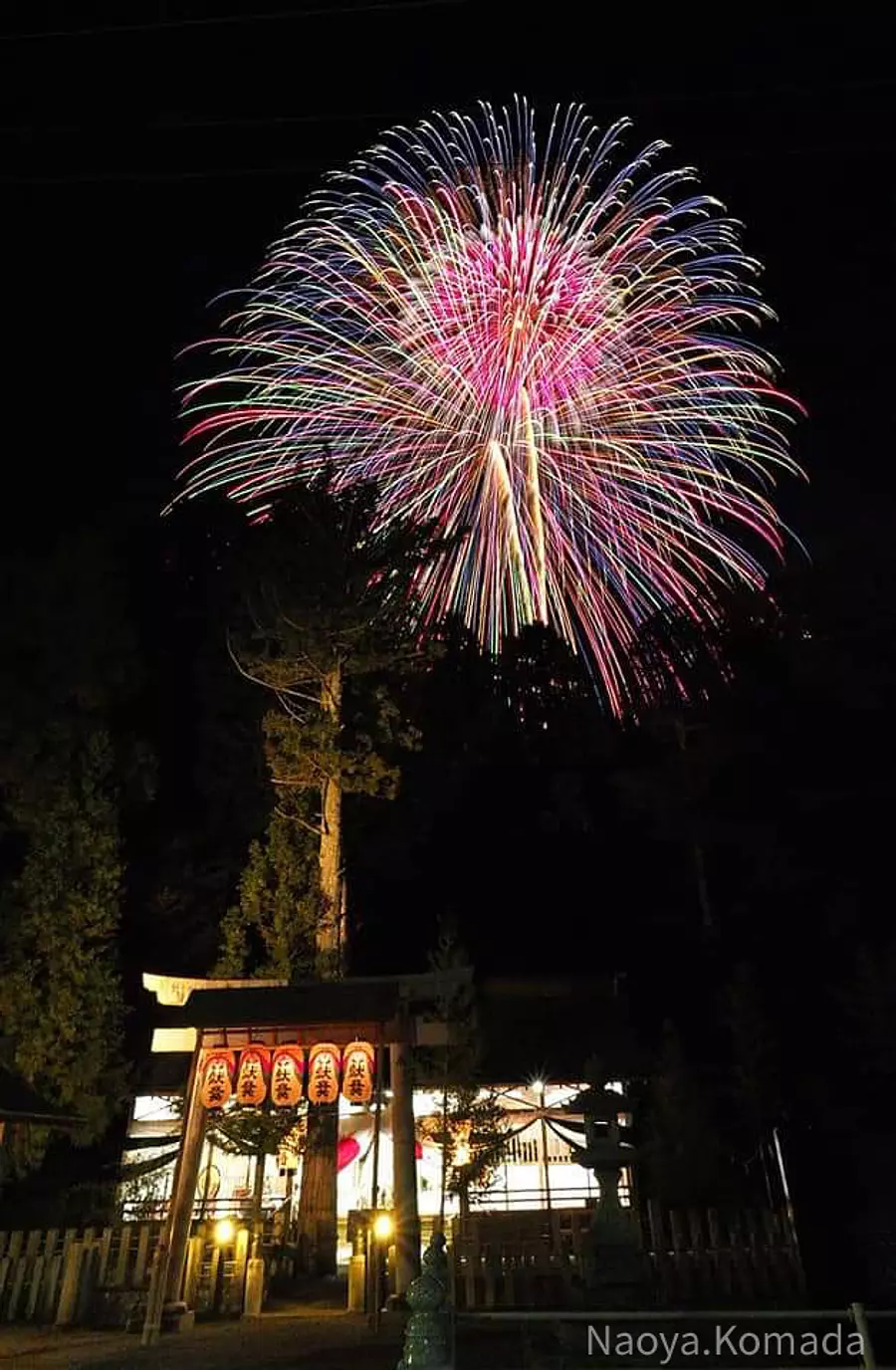 Dedicated fireworks to Tehiki Shrine