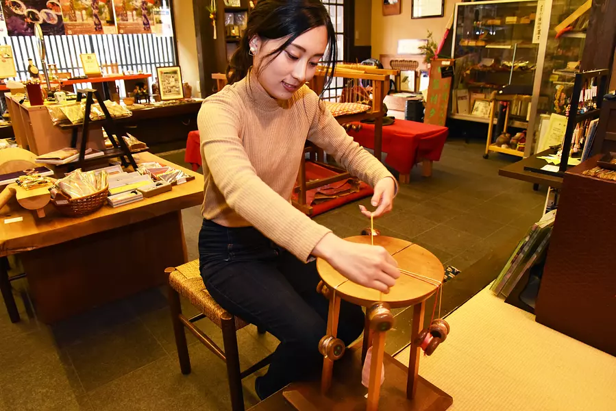 元祖伊賀組紐　廣澤德三郎の店