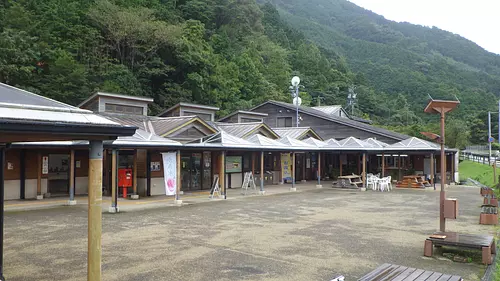 道の駅「海山」外観