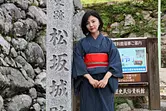 [Édition Matsuzaka] Promenez-vous dans la ville marchande de Matsusaka. J&#39;ai enfilé un kimono en coton Matsusaka et je suis parti pour un voyage dans le temps ♪
