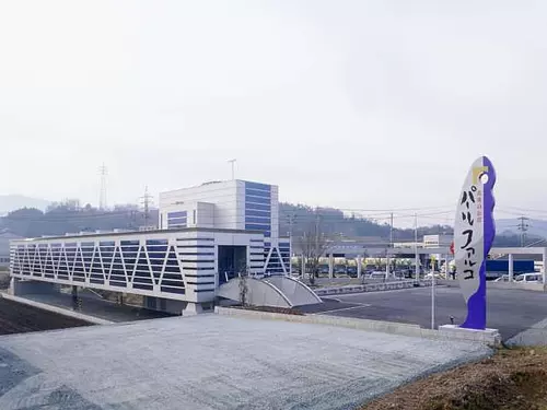 伊勢店外觀以伊勢神宮（IseJingu）為靈感