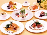 梅纳德青山度假村（MenardAoyamaResort）餐厅“La Glace”