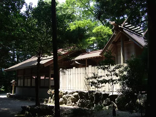 栄野神社