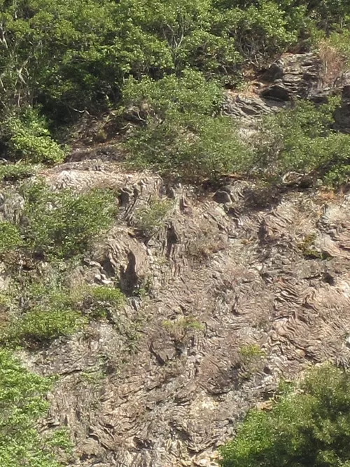 野見坂地層褶皺