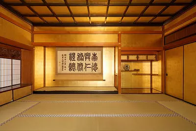 參觀高田本山千秋寺（SENJUJIHeadTempleoftheShinshuTakadaSchool）的特別機會！您可以在重要文化財產且不對公眾開放的大廳內享用懷石料理。
