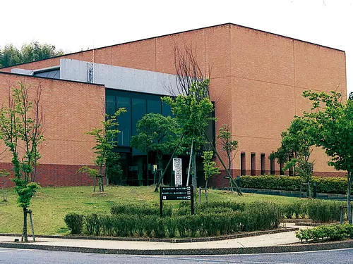 Museo de Historia ciudad de Kameyama /Exterior