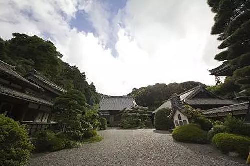 常安寺院内