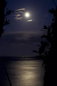 Onjuku La Terre Pleine Lune