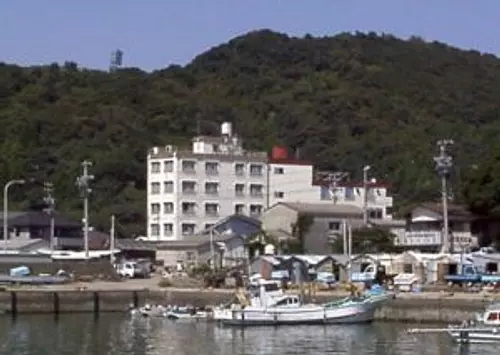 竜宮料理の宿　八島