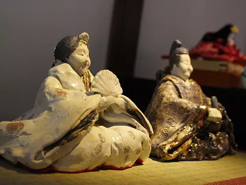 伊賀焼のおひなさん