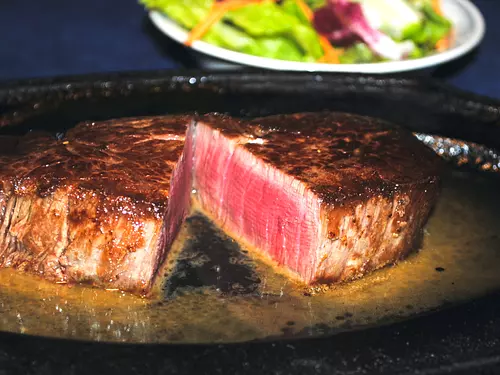 Cuisine de viande occidentale Steak de filet de bœuf d'Oka Matsusaka