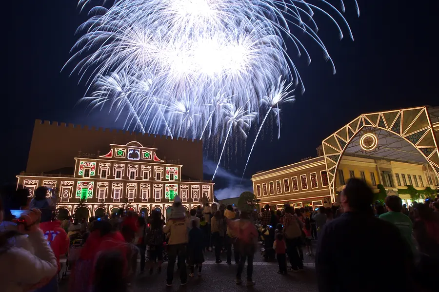 花火と音楽の競演「ムーンライトフィナーレ」