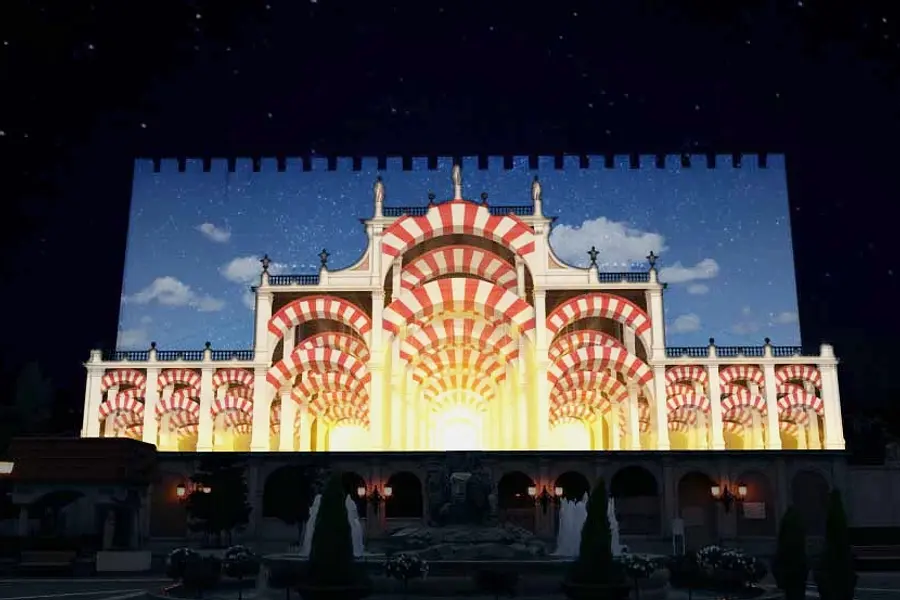 プロジェクションマッピング“真夏の夜の夢”