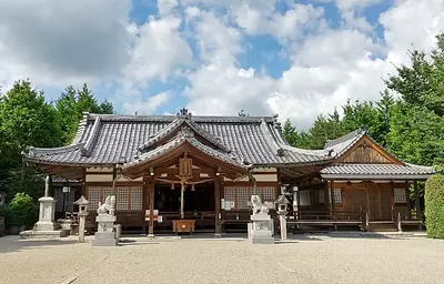 美波多神社