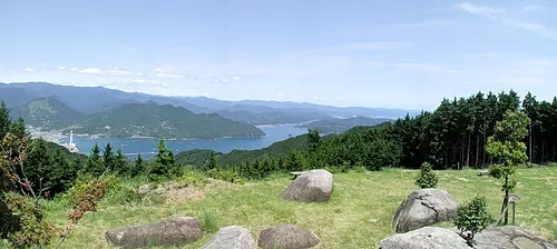 八鬼山「健康とゆとりの森」