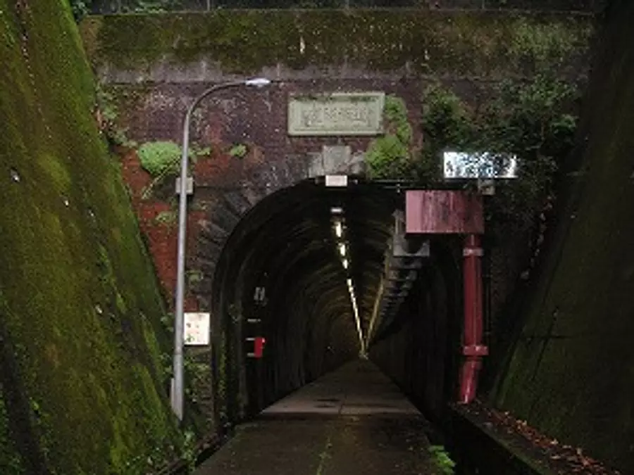 Tunnel piétonnier Michise (ancien tunnel Unno)