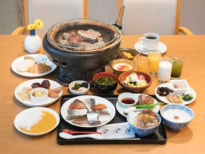 ホテル季の座で話題の朝食に舌鼓！VIPも感激した紀伊長島の海鮮料理は一食の価値あり！
