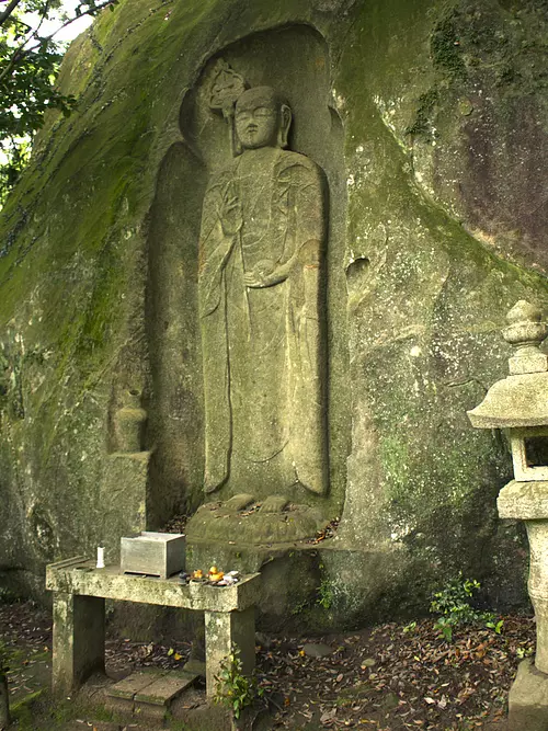 Ishiyama Kannon/Buda de Piedra ①