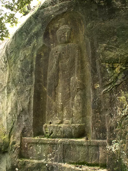 Statue debout de Magai Amida Nyorai