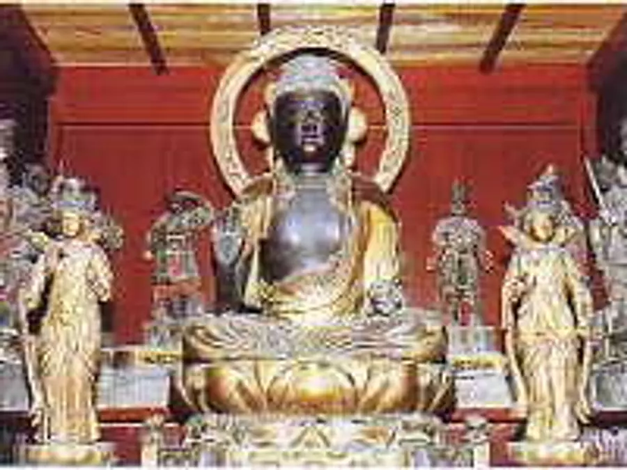Mountain of Hall, Seated Statue of Yakushi Nyorai