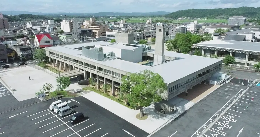 旧上野市庁舎 SAKAKURA BASE2