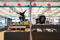 旧上野市庁舎 SAKAKURA BASE5