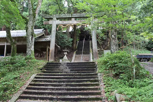 Takakura Shrine