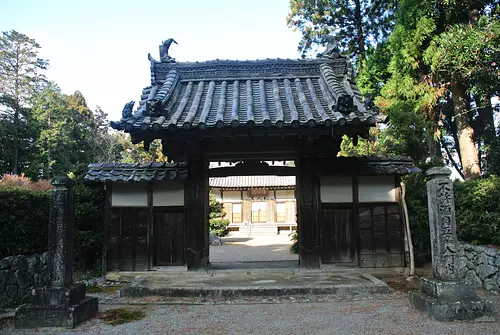 美濃田大仏（真楽寺）