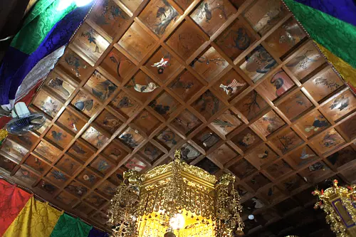 Jinguji painting ceiling