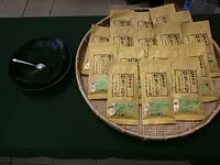 鈴鹿のお茶冠茶・煎茶　ペットボトル　　ＪＡ全農みえ北勢茶センター