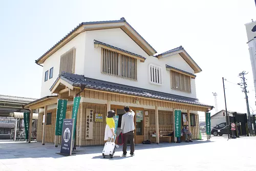 伊勢市駅手荷物預かり所