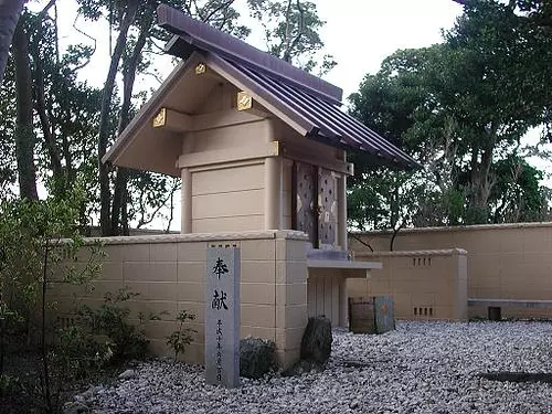 Shirahige Shrine